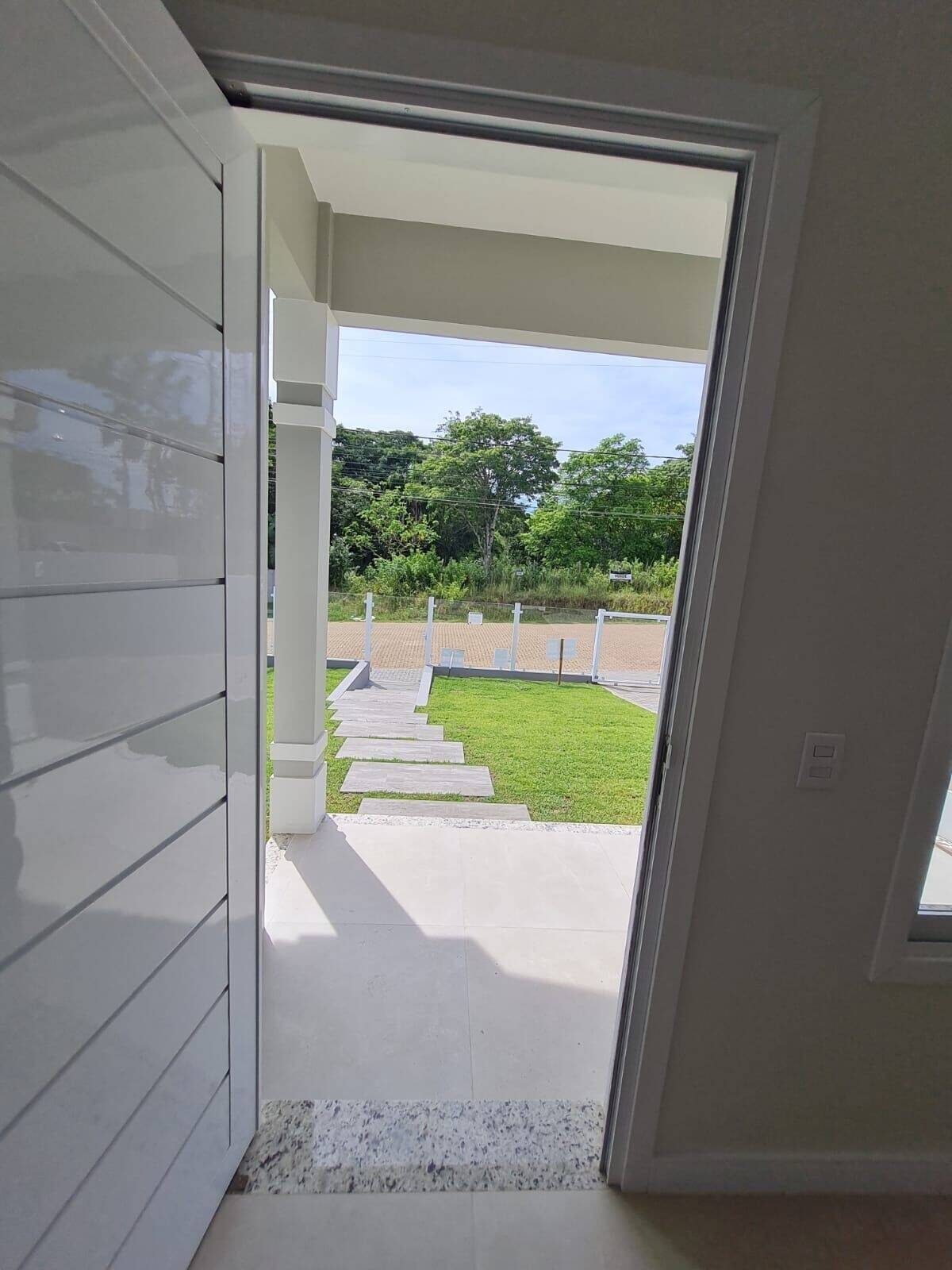 Casa à venda com 3 quartos, 145m² - Foto 8