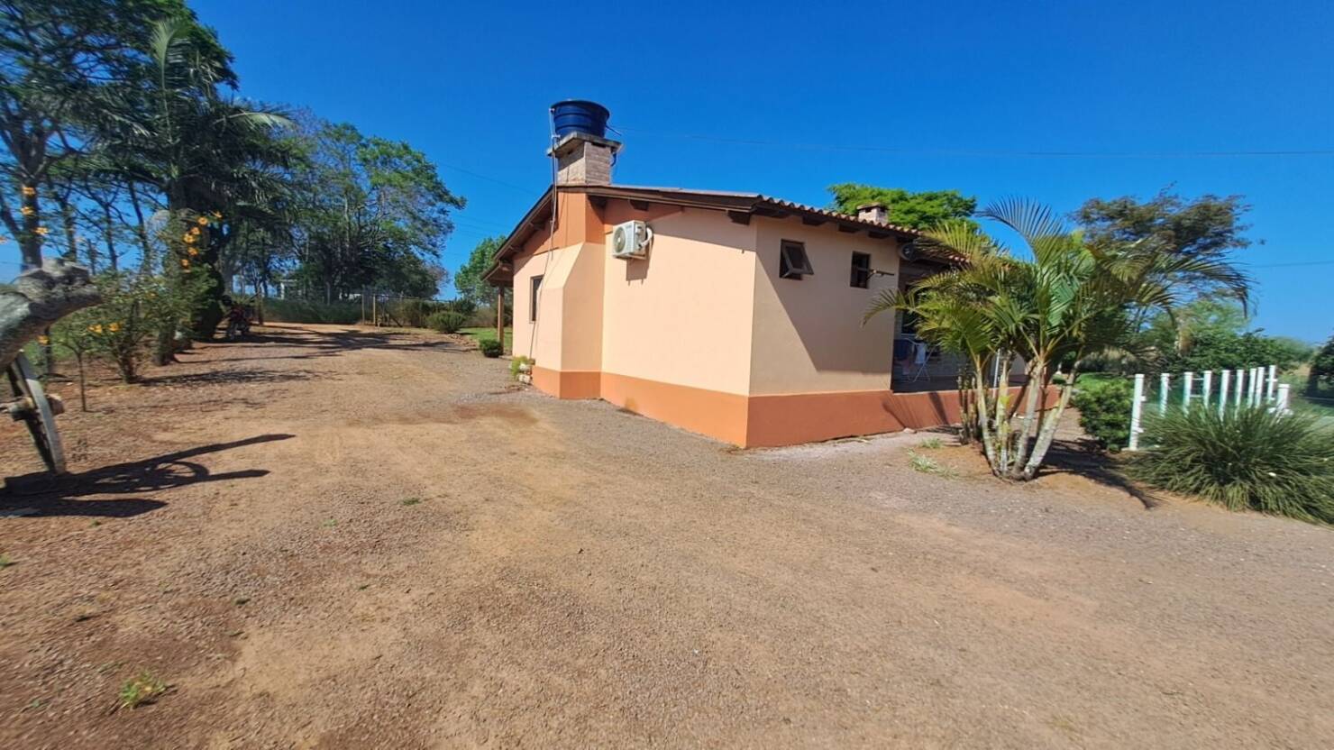 Chácara, 3 quartos, 2190 m² - Foto 4