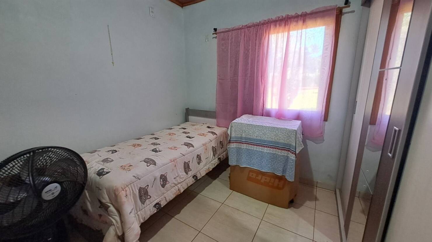 Chácara, 3 quartos, 2190 m² - Foto 1