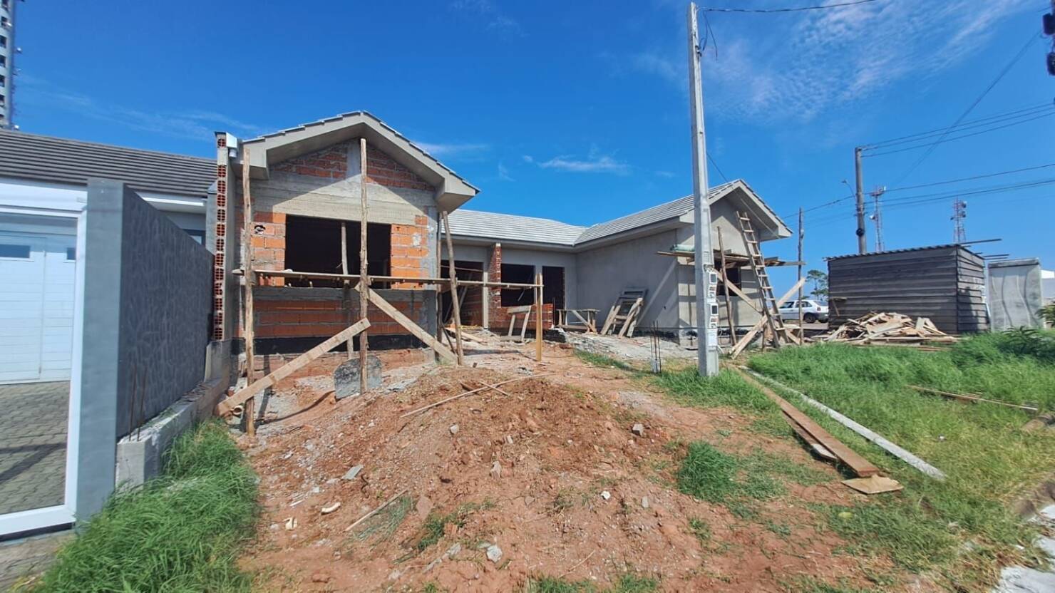 Casa à venda com 2 quartos, 59m² - Foto 3