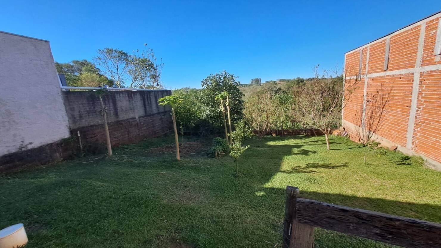 Casa à venda com 2 quartos, 50m² - Foto 18