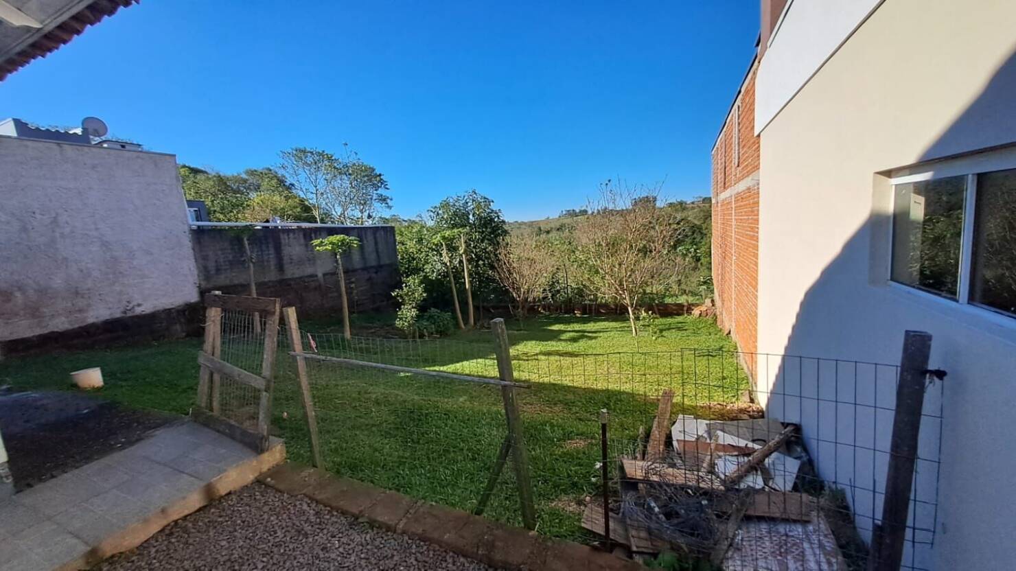 Casa à venda com 2 quartos, 50m² - Foto 19