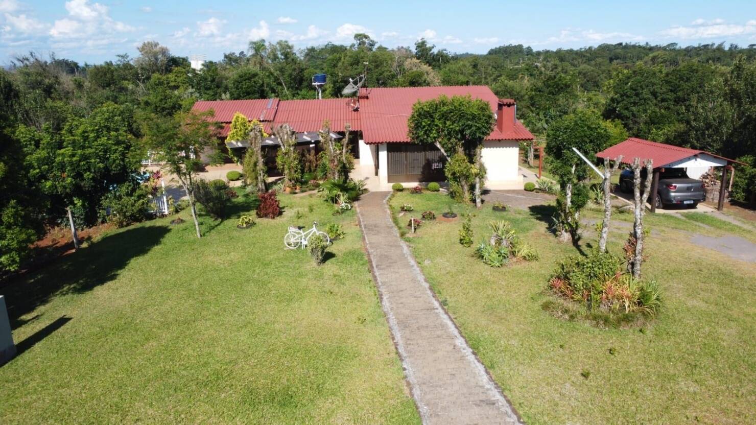 Chácara à venda com 3 quartos, 292m² - Foto 5