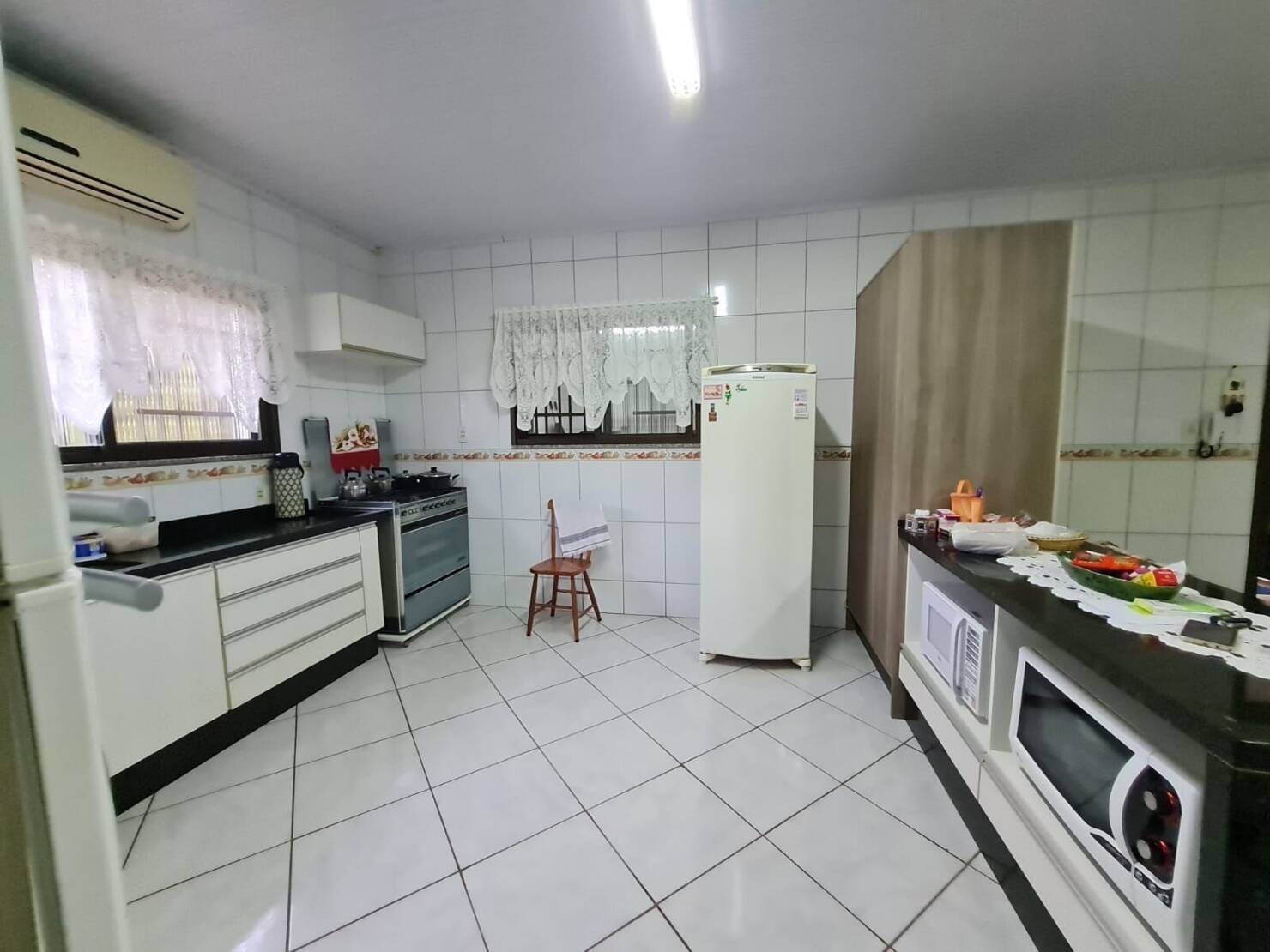 Chácara à venda com 3 quartos, 292m² - Foto 19