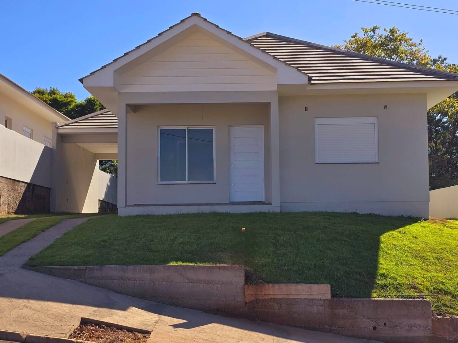 Casa à venda com 3 quartos, 120m² - Foto 3