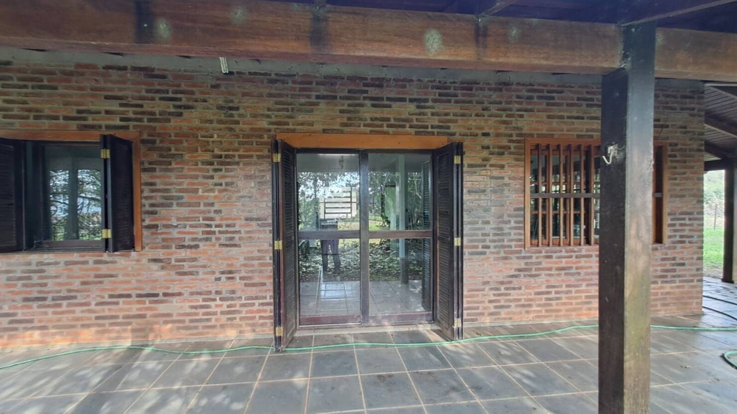 Sítio à venda com 2 quartos, 110m² - Foto 8