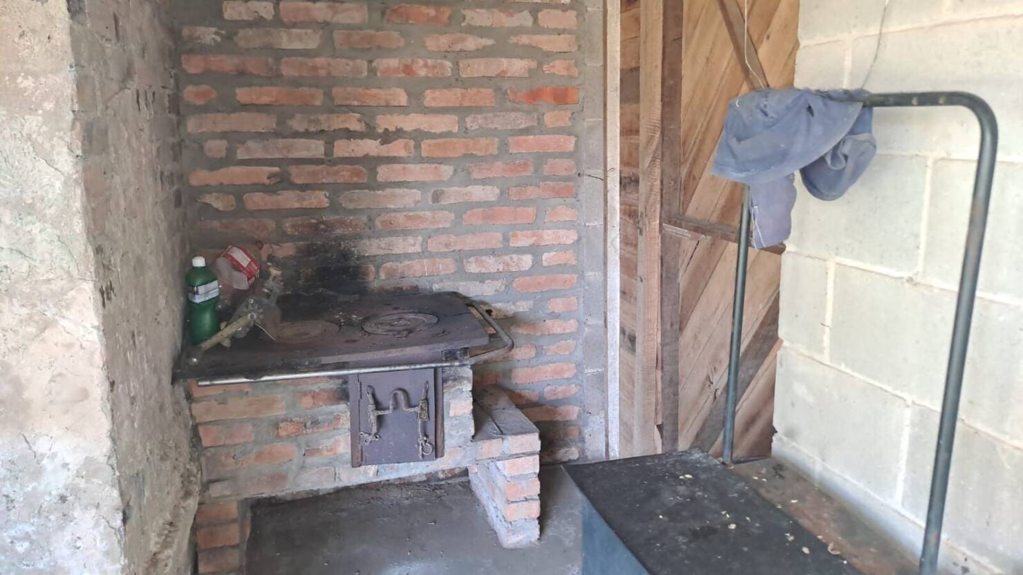 Sítio à venda com 2 quartos, 7320m² - Foto 10