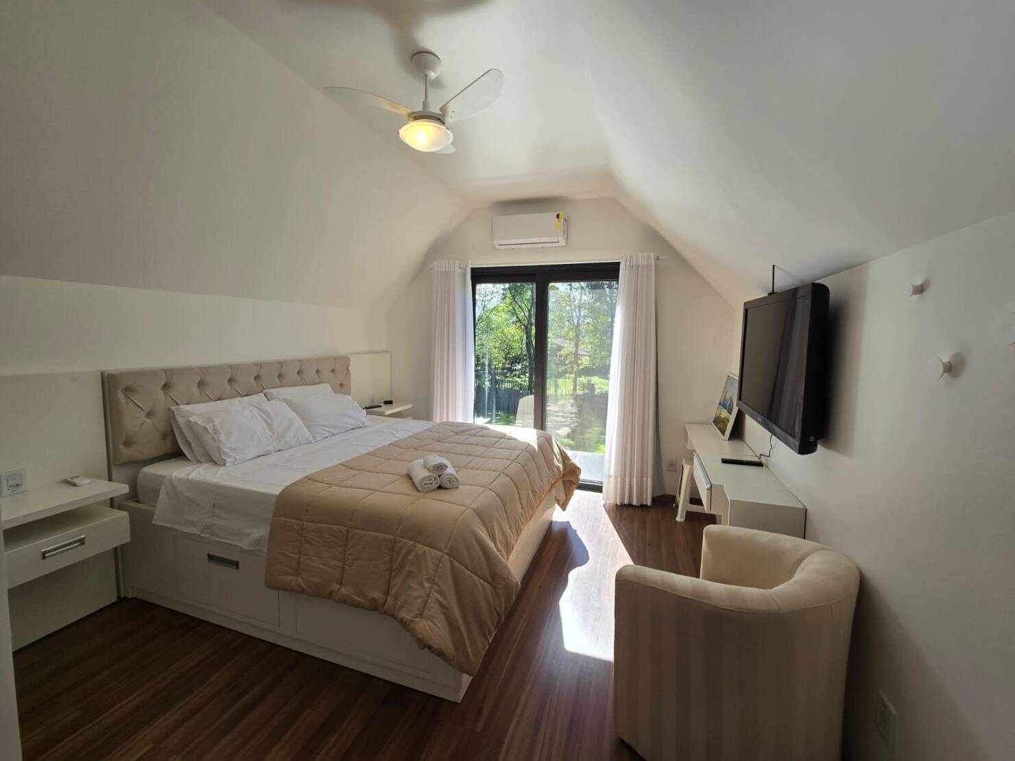 Chácara à venda com 3 quartos, 190m² - Foto 22