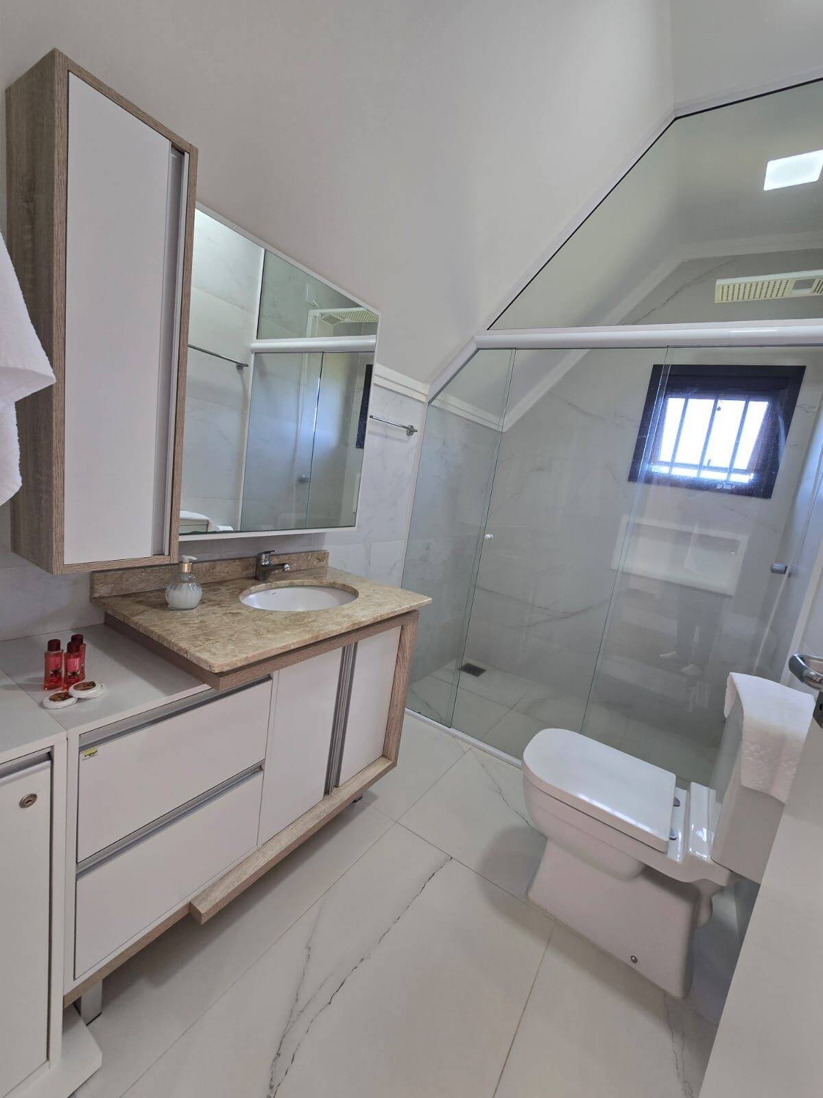 Chácara à venda com 3 quartos, 190m² - Foto 17