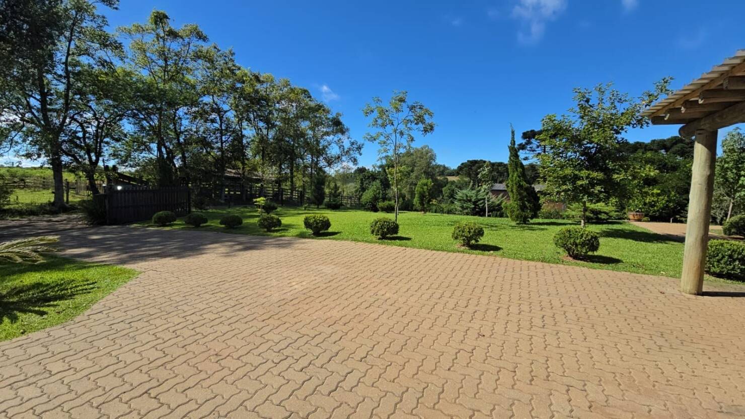 Chácara à venda com 3 quartos, 190m² - Foto 40