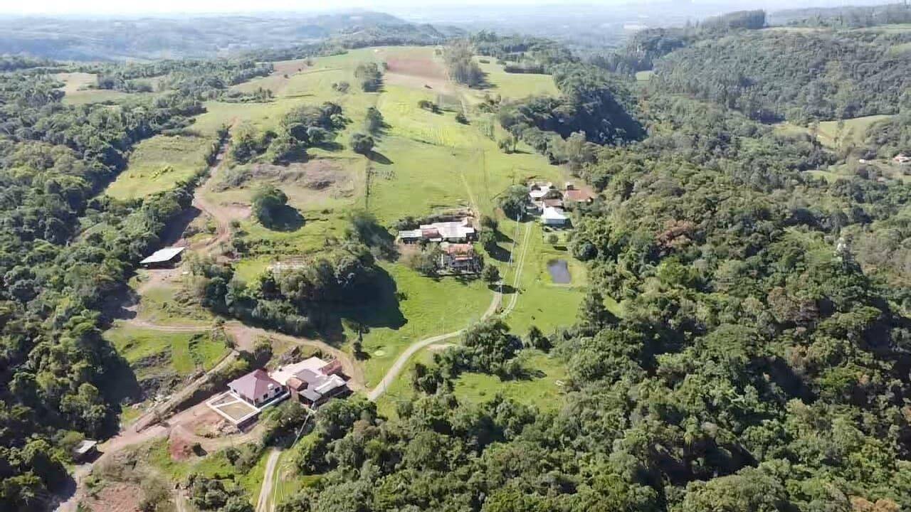 Sítio à venda com 4 quartos, 150m² - Foto 8