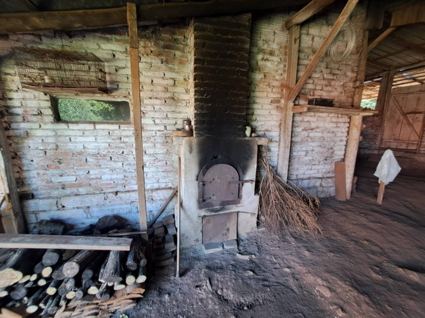Sítio à venda com 4 quartos, 150m² - Foto 36