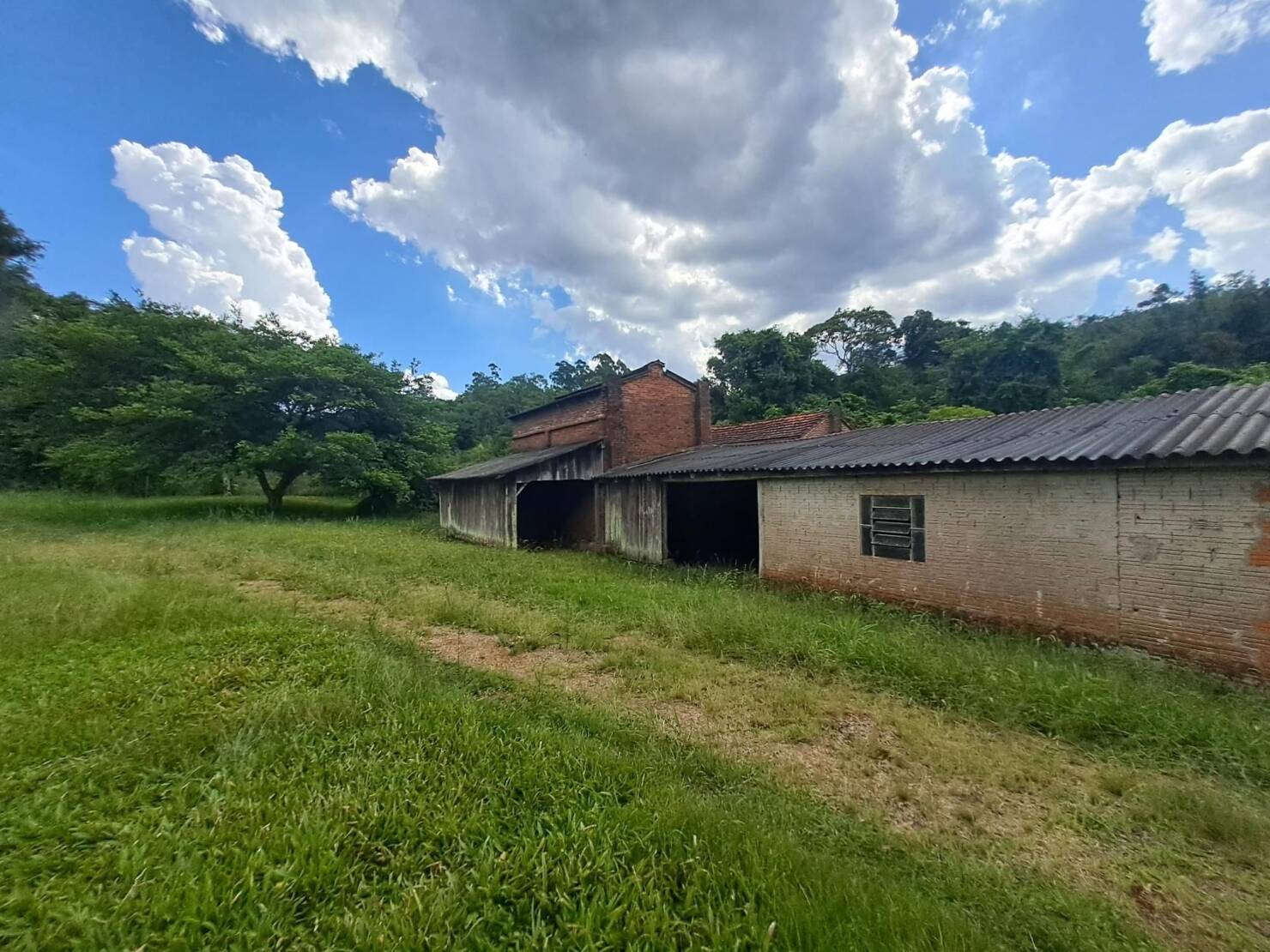 Sítio à venda com 4 quartos, 150m² - Foto 28