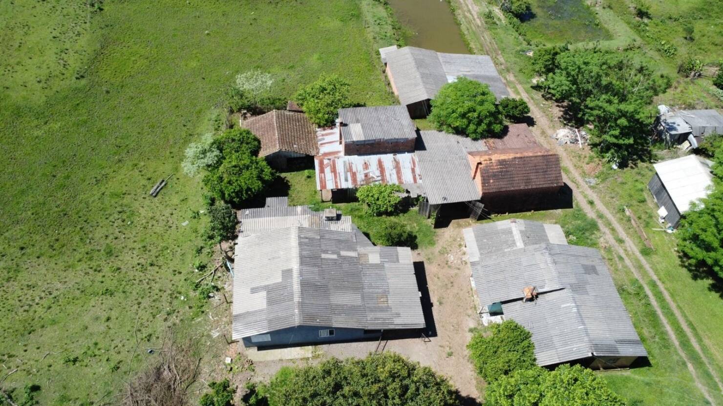 Fazenda à venda com 2 quartos, 68000m² - Foto 6