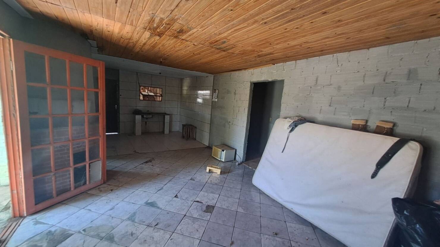 Fazenda à venda com 2 quartos, 68000m² - Foto 25
