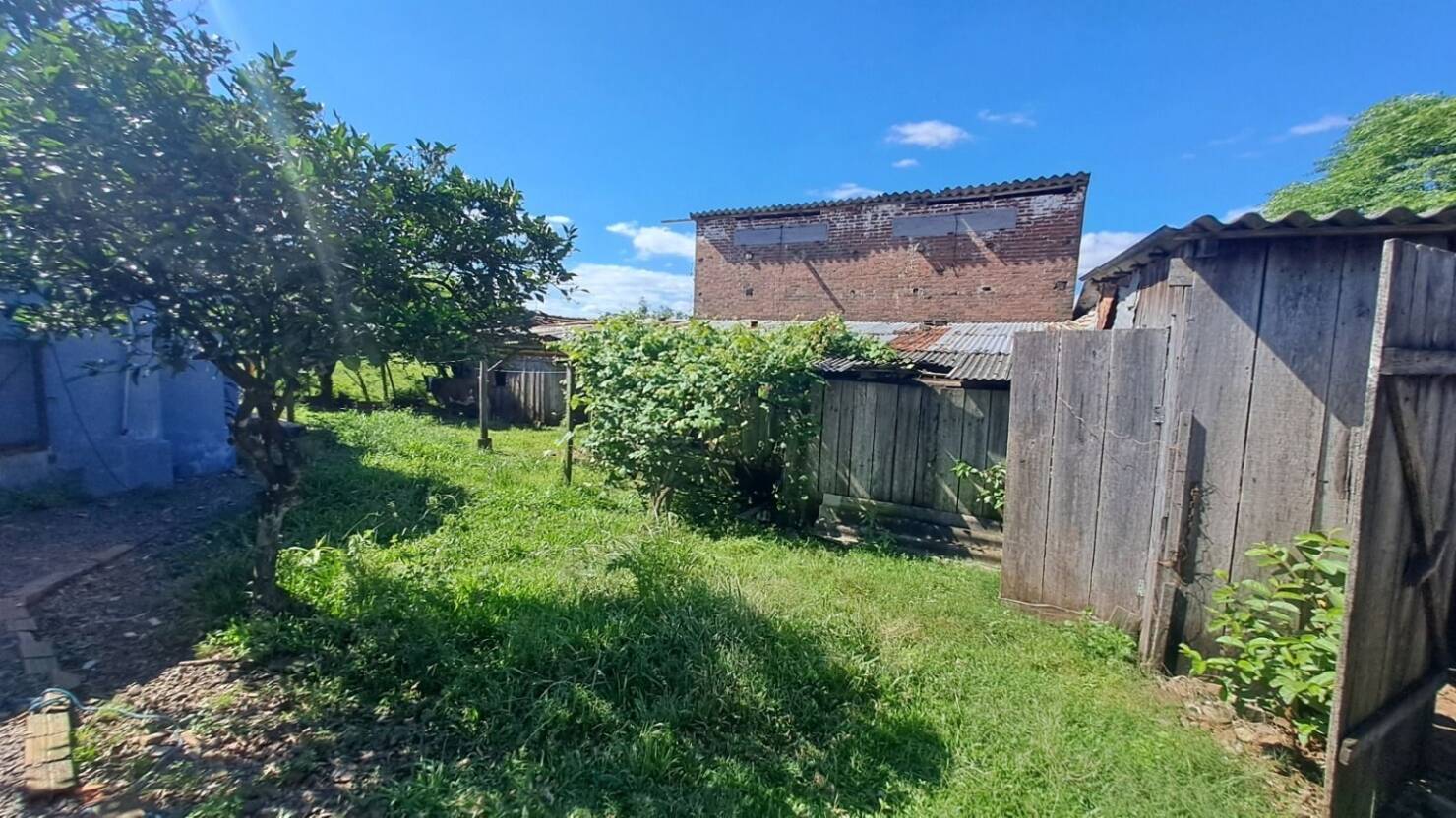 Fazenda à venda com 2 quartos, 68000m² - Foto 2
