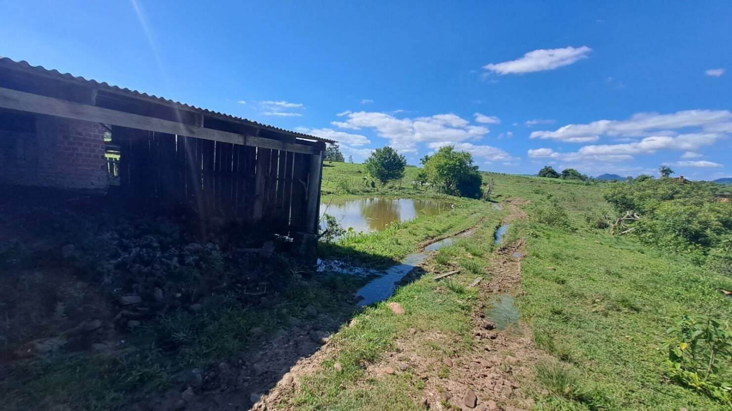 Fazenda à venda com 2 quartos, 68000m² - Foto 38