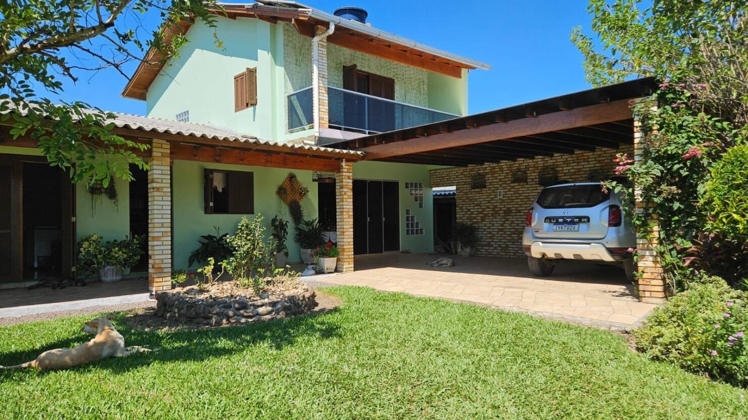 Fazenda à venda com 3 quartos, 250m² - Foto 1