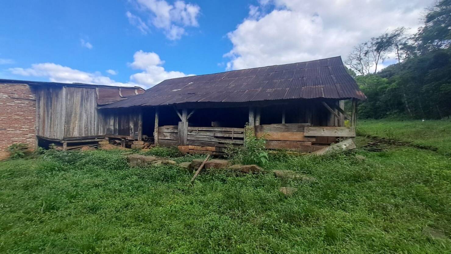 Chácara à venda com 2 quartos, 120m² - Foto 21