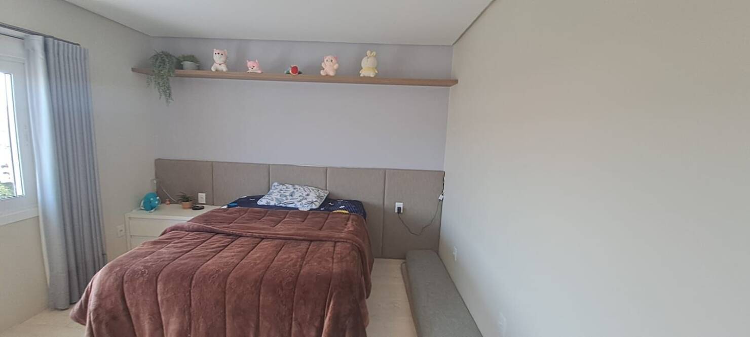 Casa, 3 quartos, 235 m² - Foto 1