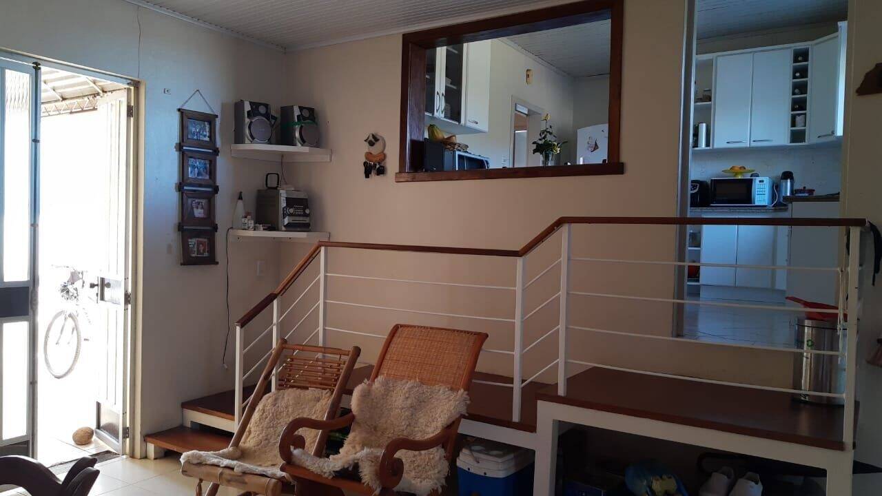 Casa, 3 quartos, 178 m² - Foto 2
