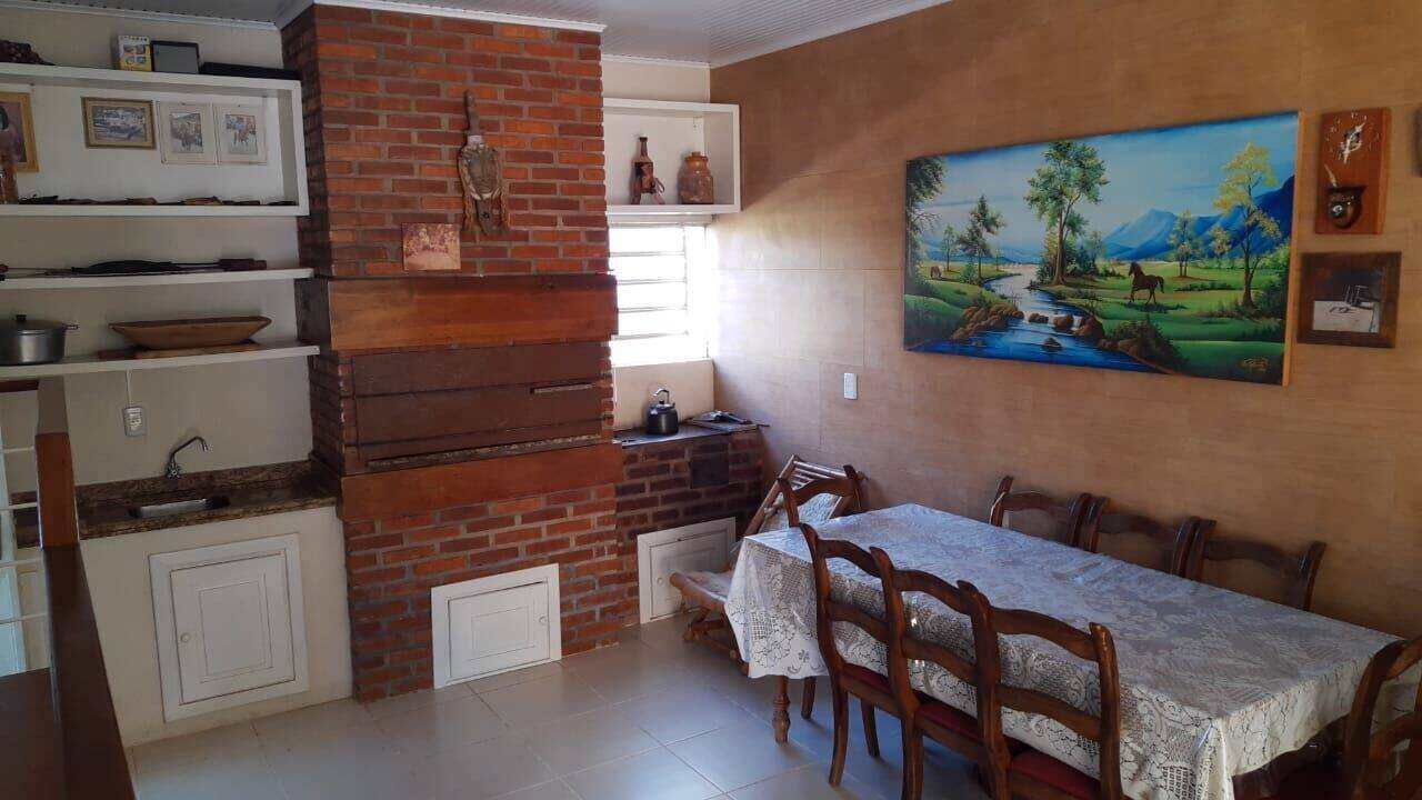 Casa, 3 quartos, 178 m² - Foto 3