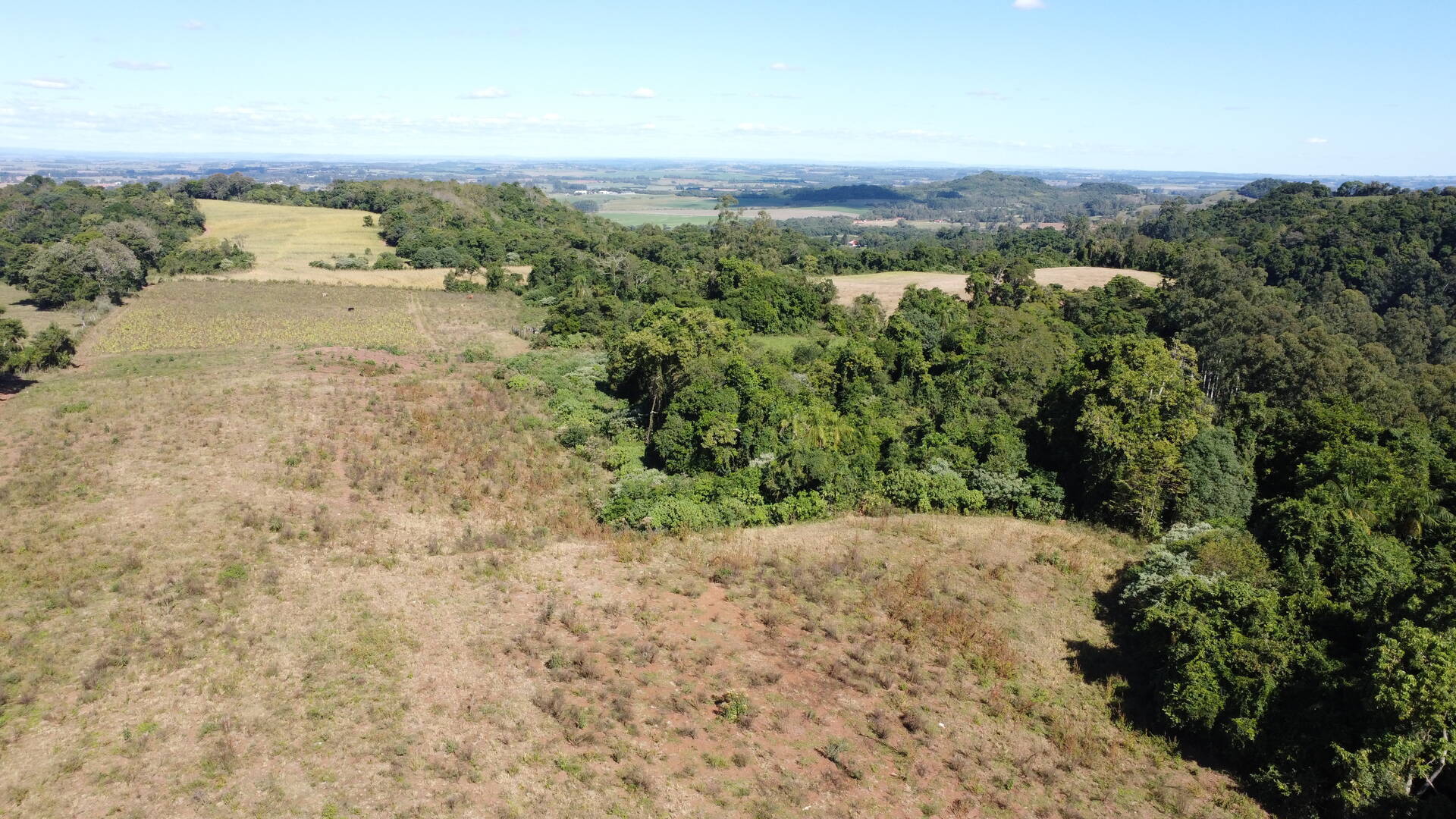 Terreno à venda, 77000m² - Foto 1