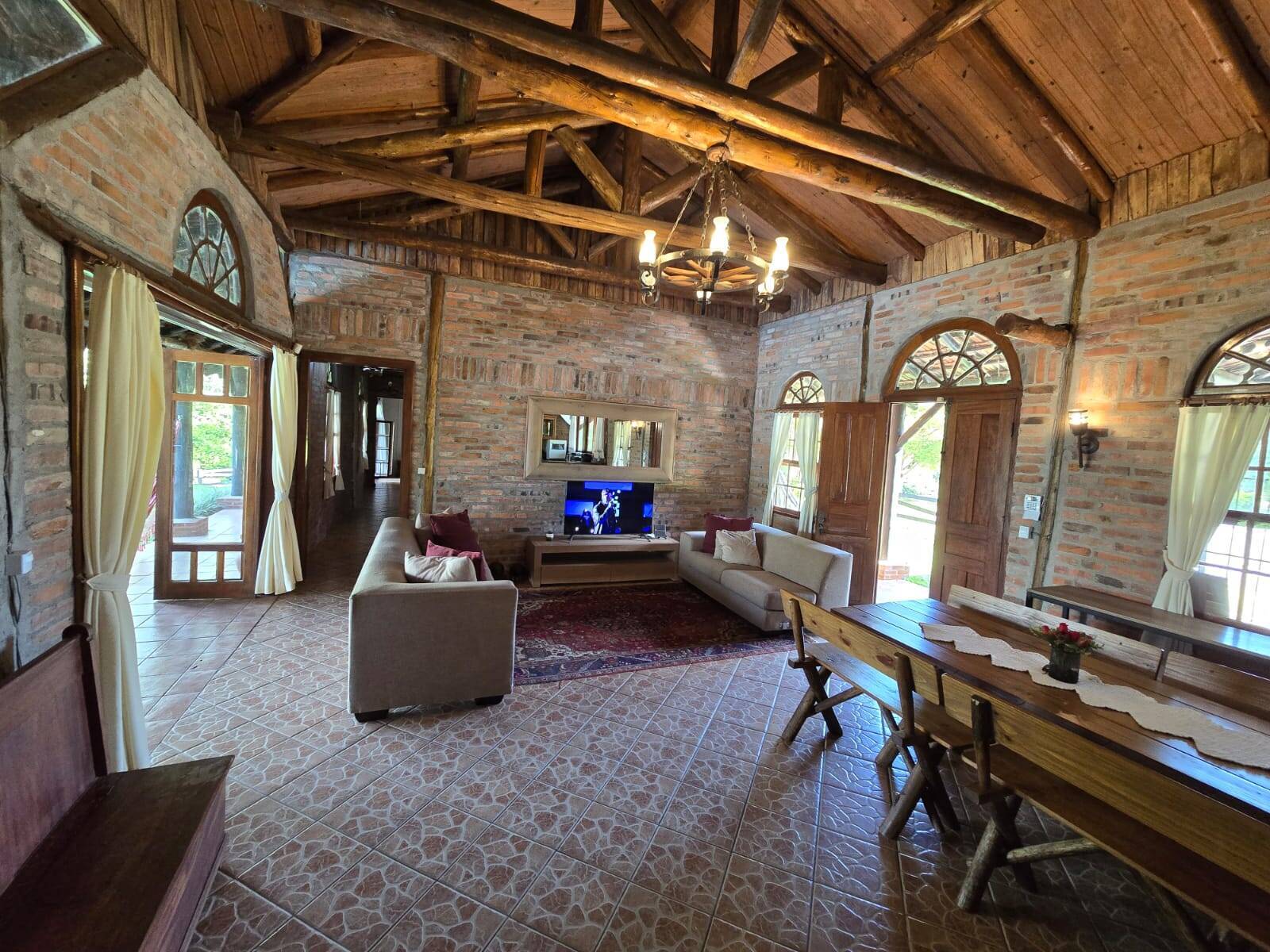 Casa à venda com 3 quartos, 303m² - Foto 25