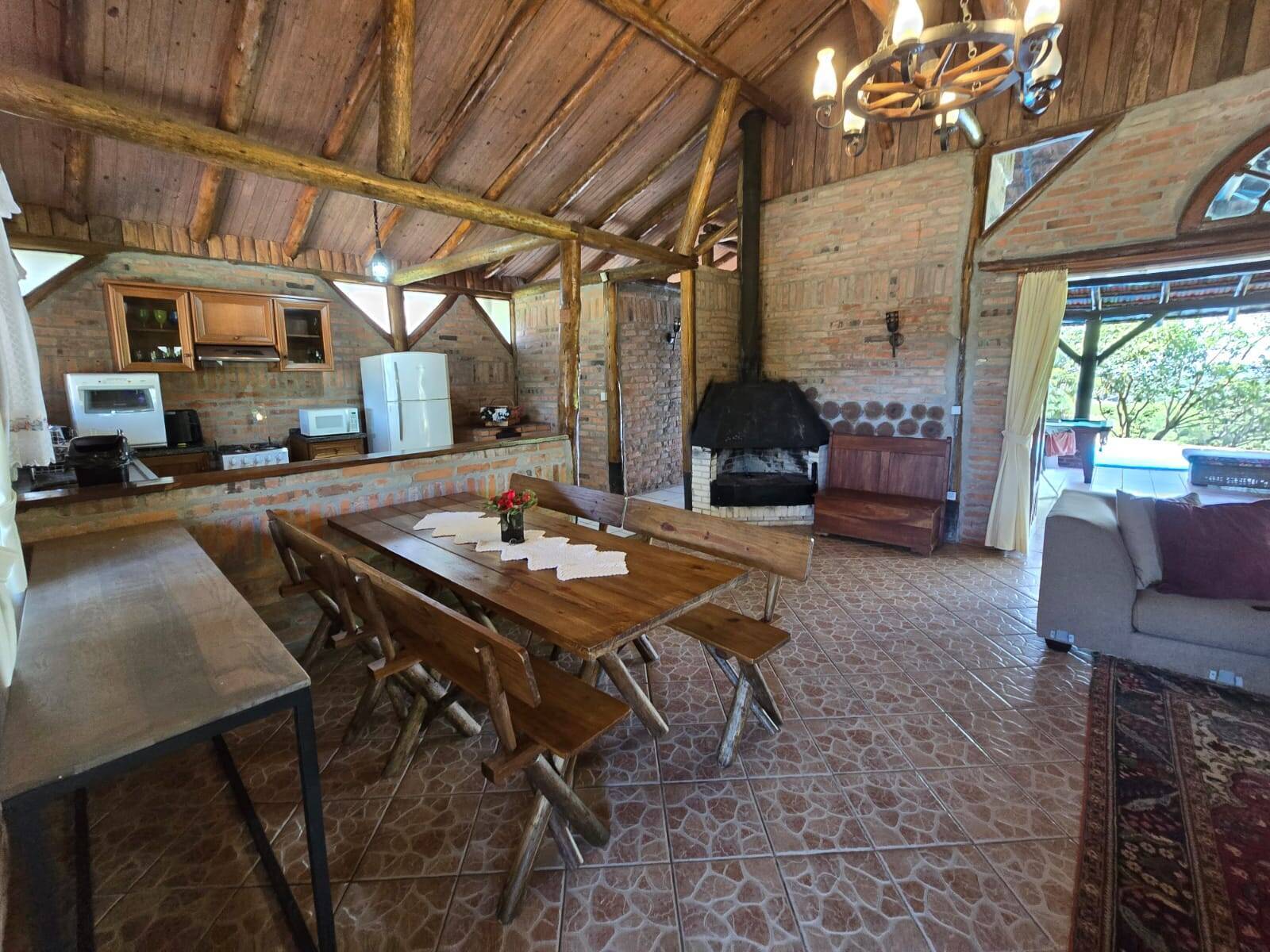 Casa à venda com 3 quartos, 303m² - Foto 30