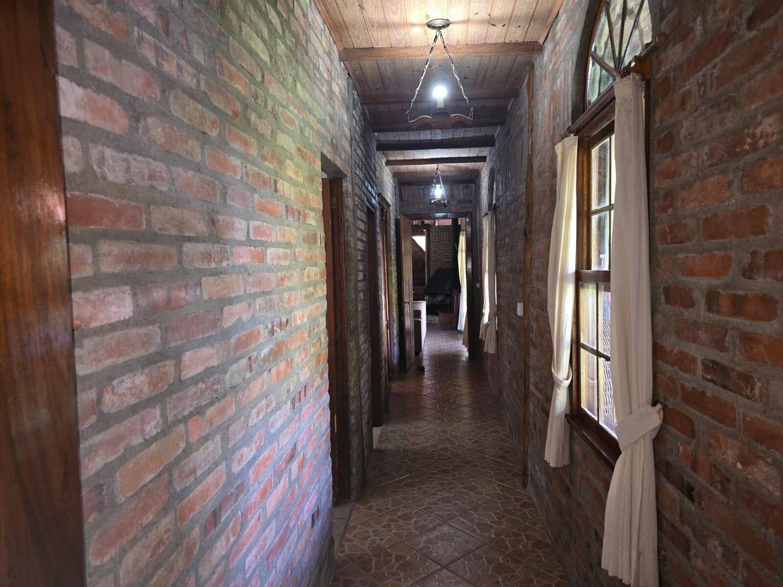 Casa à venda com 3 quartos, 303m² - Foto 33