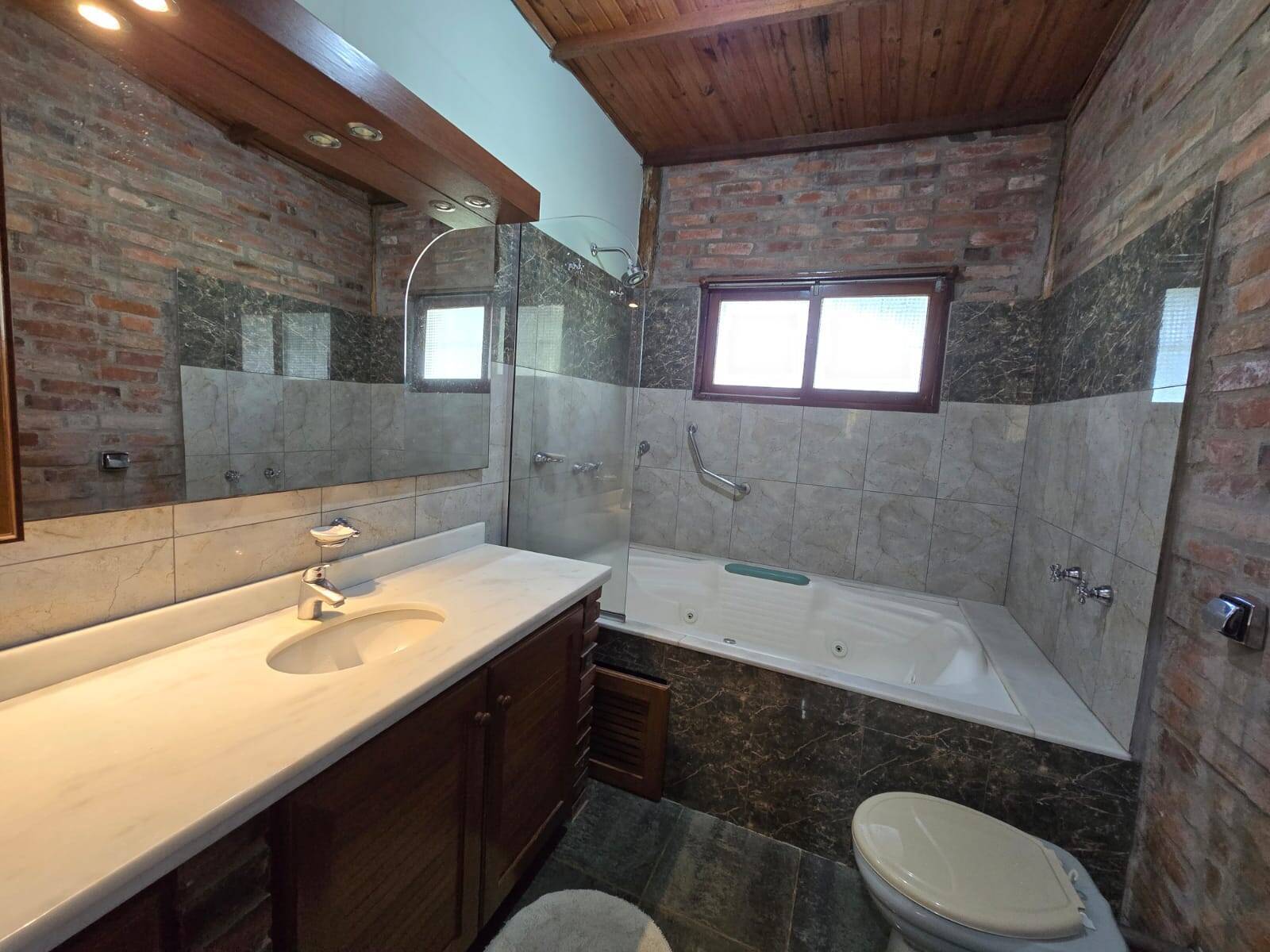 Casa à venda com 3 quartos, 303m² - Foto 34