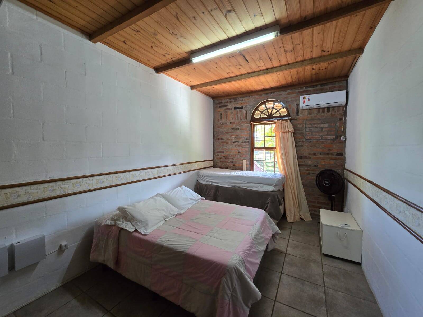 Casa à venda com 3 quartos, 303m² - Foto 36