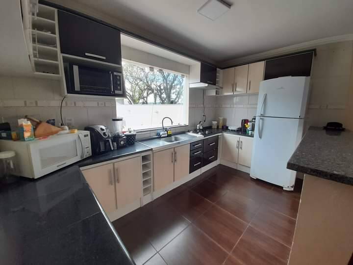 Casa, 3 quartos, 240 m² - Foto 5