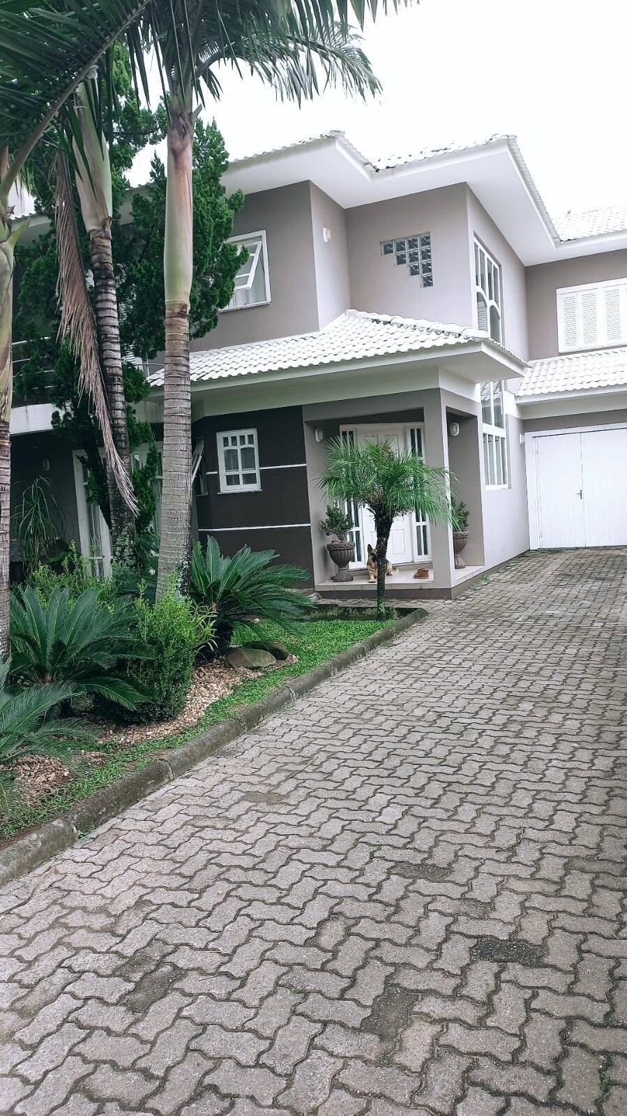 Casa, 3 quartos, 232 m² - Foto 2