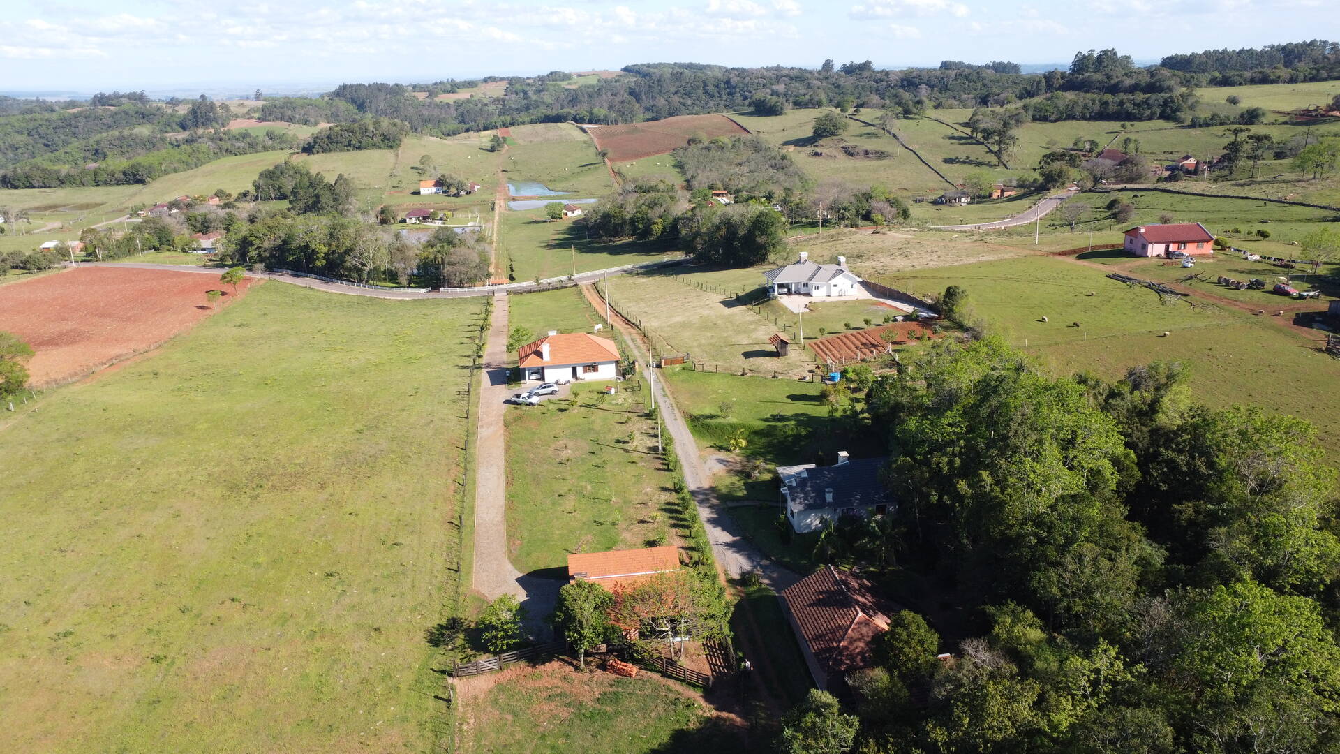 Sítio, 2 quartos, 120 m² - Foto 2