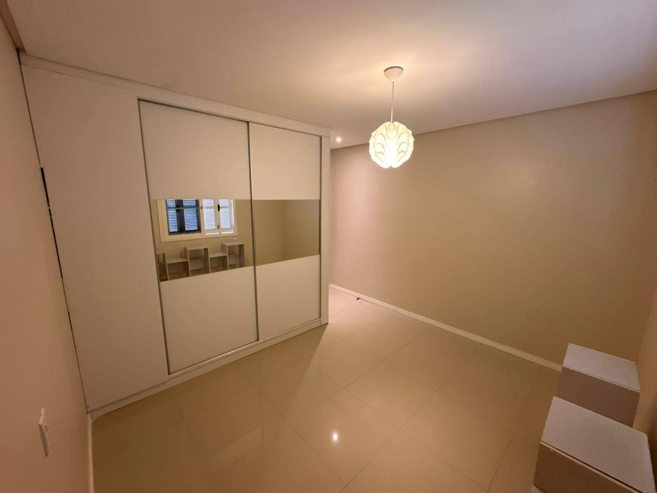 Casa, 3 quartos, 214 m² - Foto 10