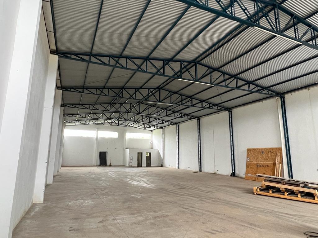 Prédio Inteiro - Foto 1