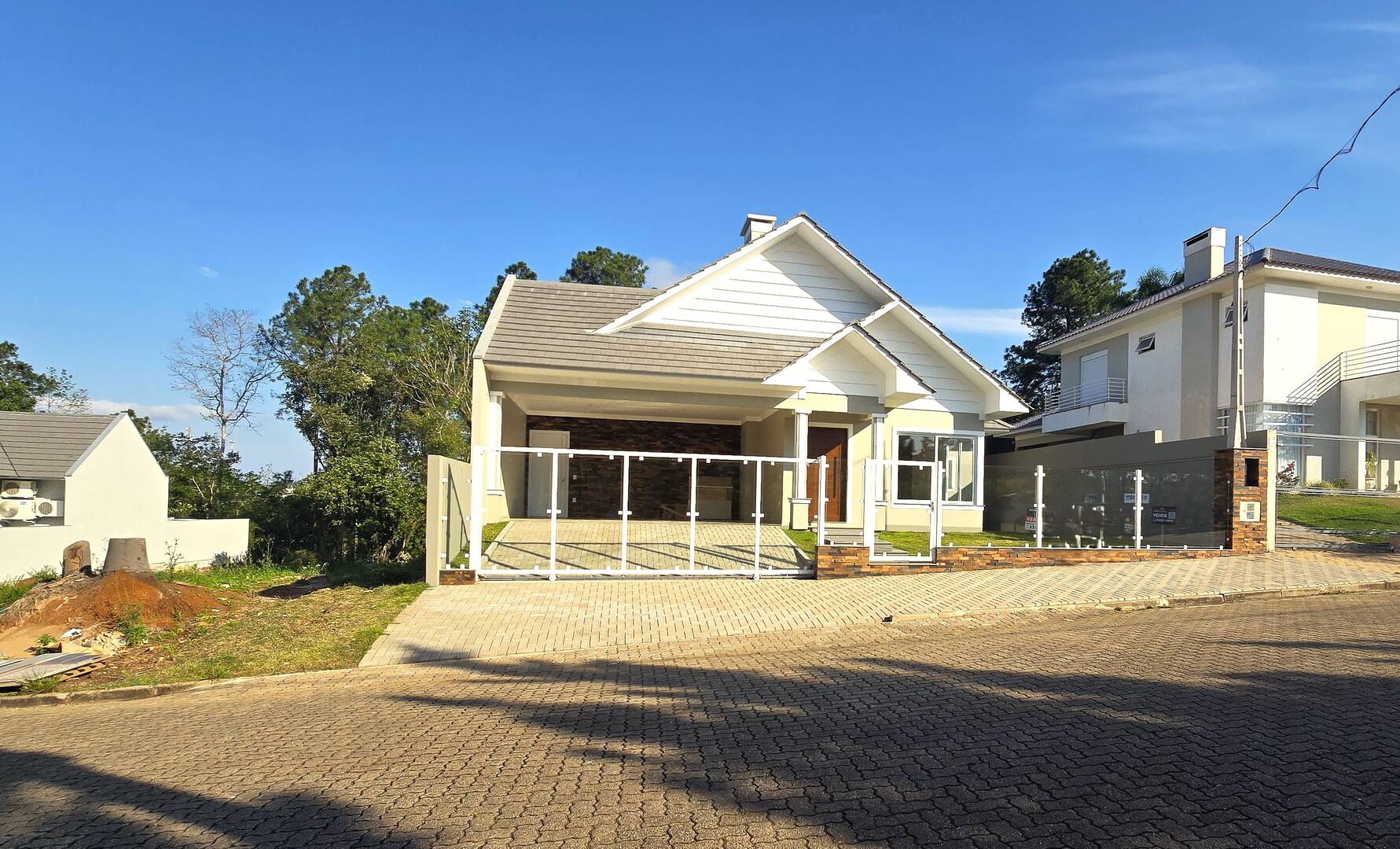 Casa, 3 quartos, 222 m² - Foto 3