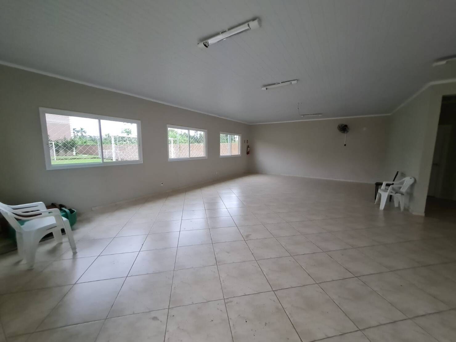 Apartamento à venda com 2 quartos, 57m² - Foto 12