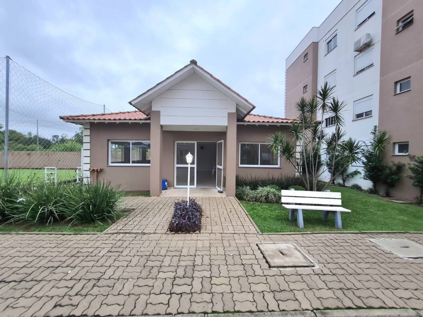 Apartamento à venda com 2 quartos, 57m² - Foto 15