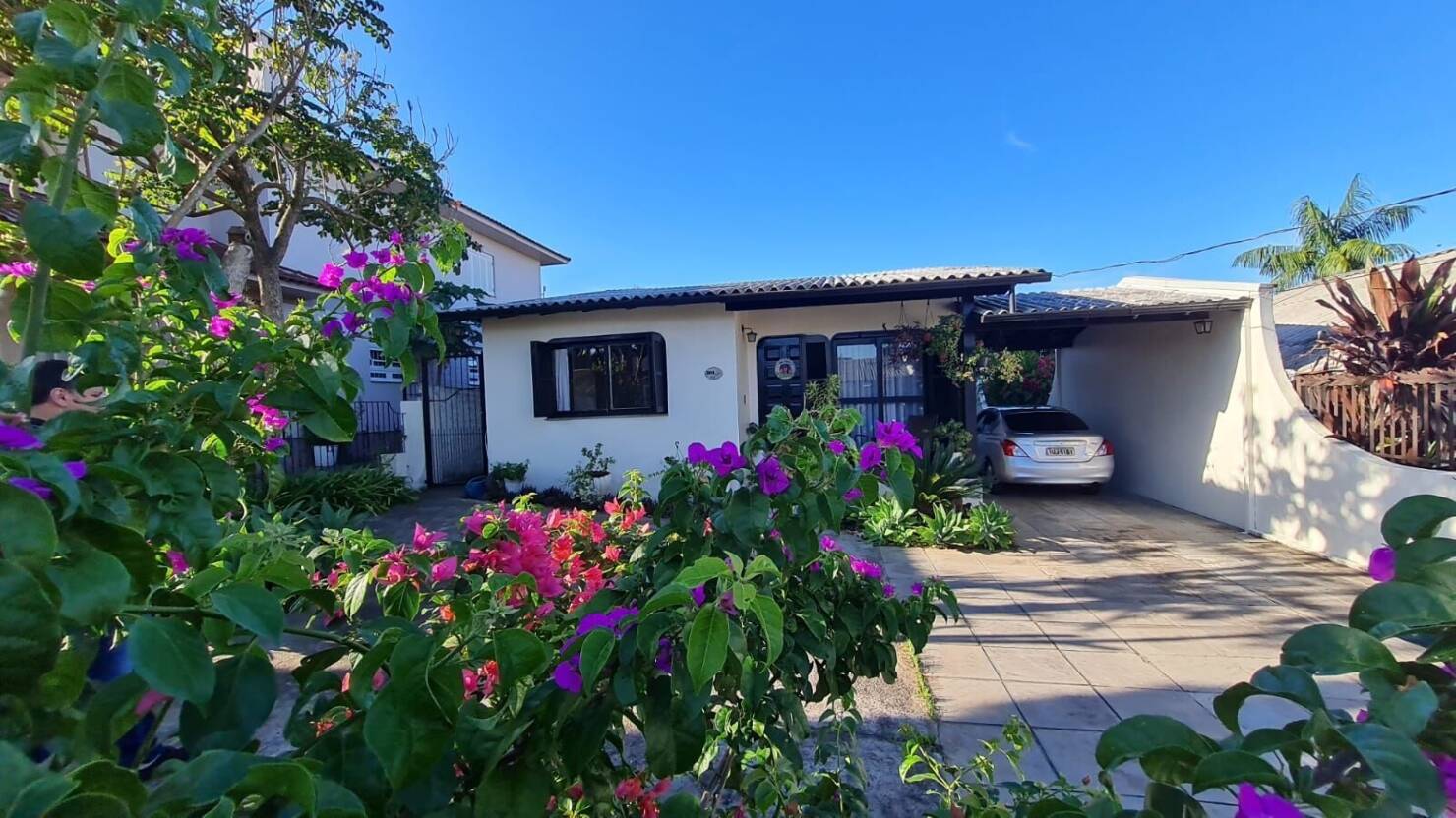 Casa, 4 quartos, 290 m² - Foto 1