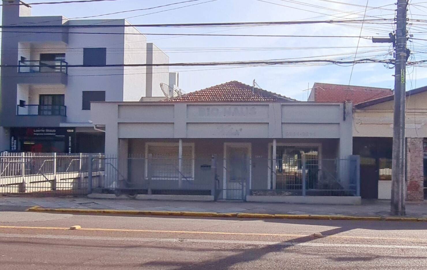 Casa, 5 quartos, 193 m² - Foto 1