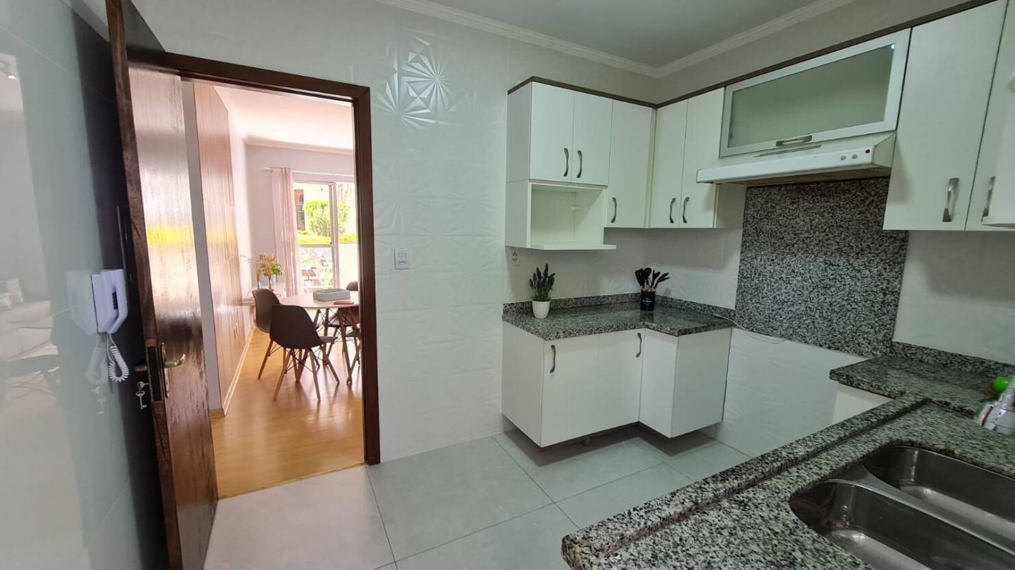 Apartamento à venda com 3 quartos, 79m² - Foto 3