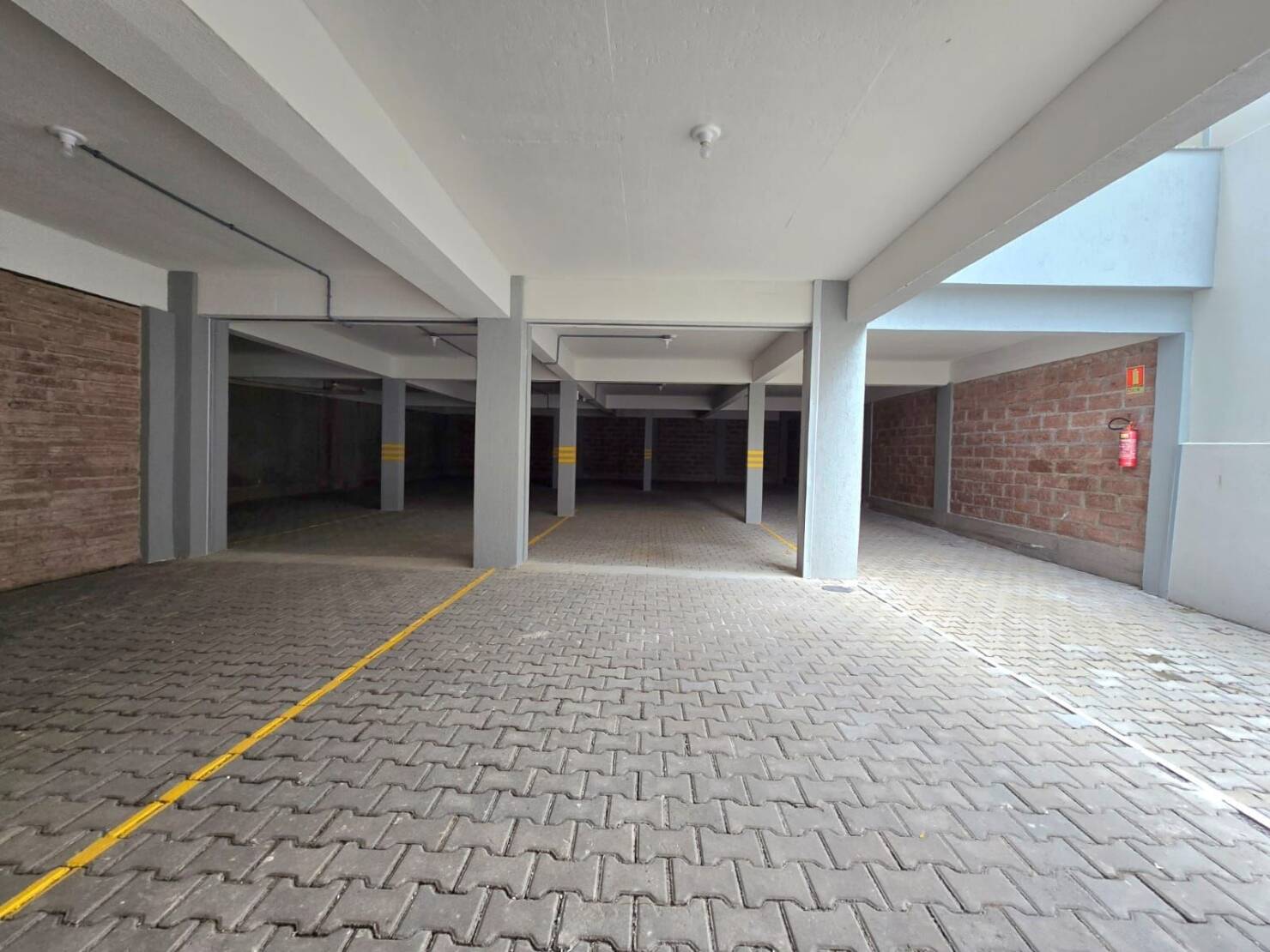 Apartamento à venda com 2 quartos, 61m² - Foto 21