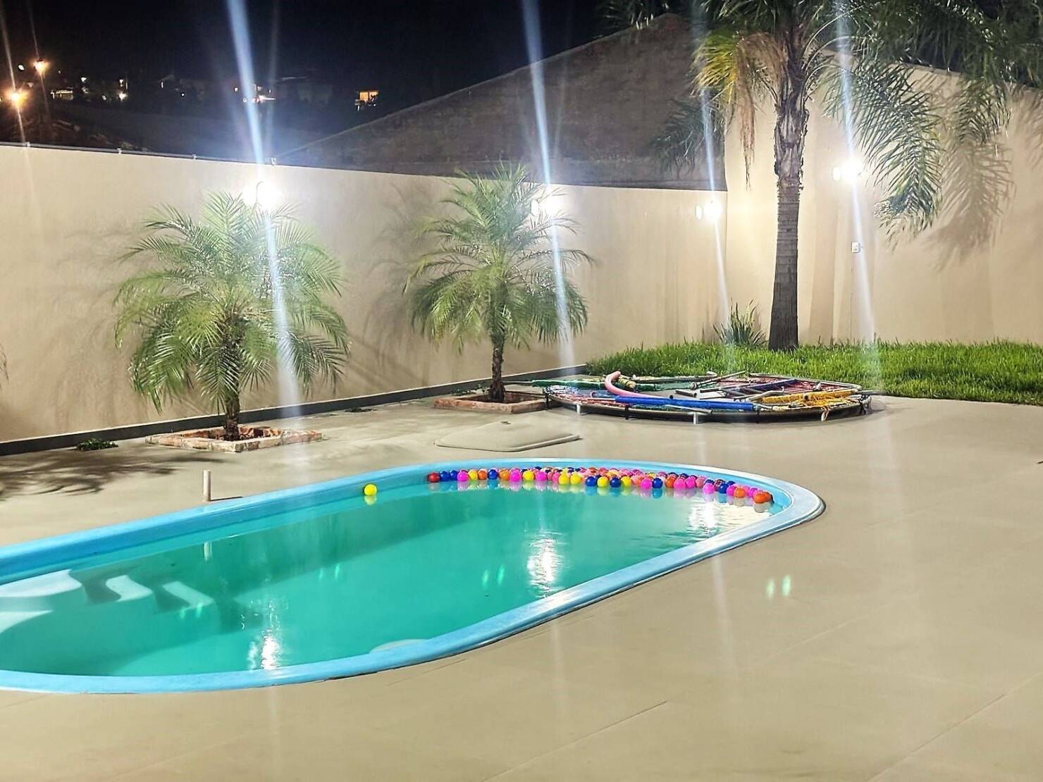 Casa à venda com 3 quartos, 222m² - Foto 7