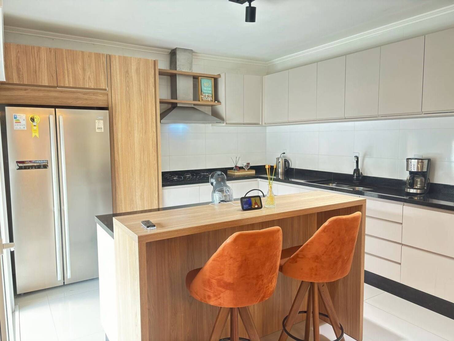 Casa à venda com 3 quartos, 222m² - Foto 11