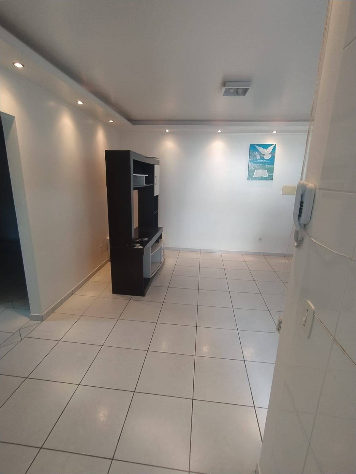 Apartamento à venda com 2 quartos, 61m² - Foto 6
