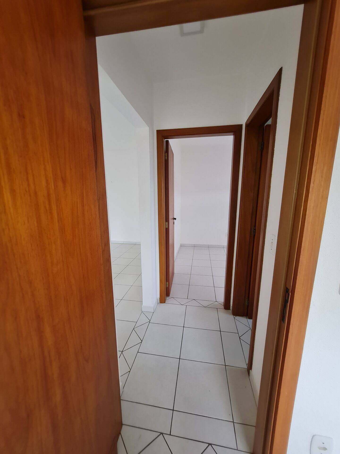 Apartamento à venda com 2 quartos, 61m² - Foto 14