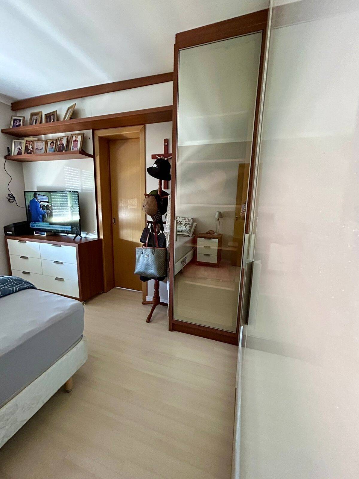 Apartamento à venda com 3 quartos, 90m² - Foto 13