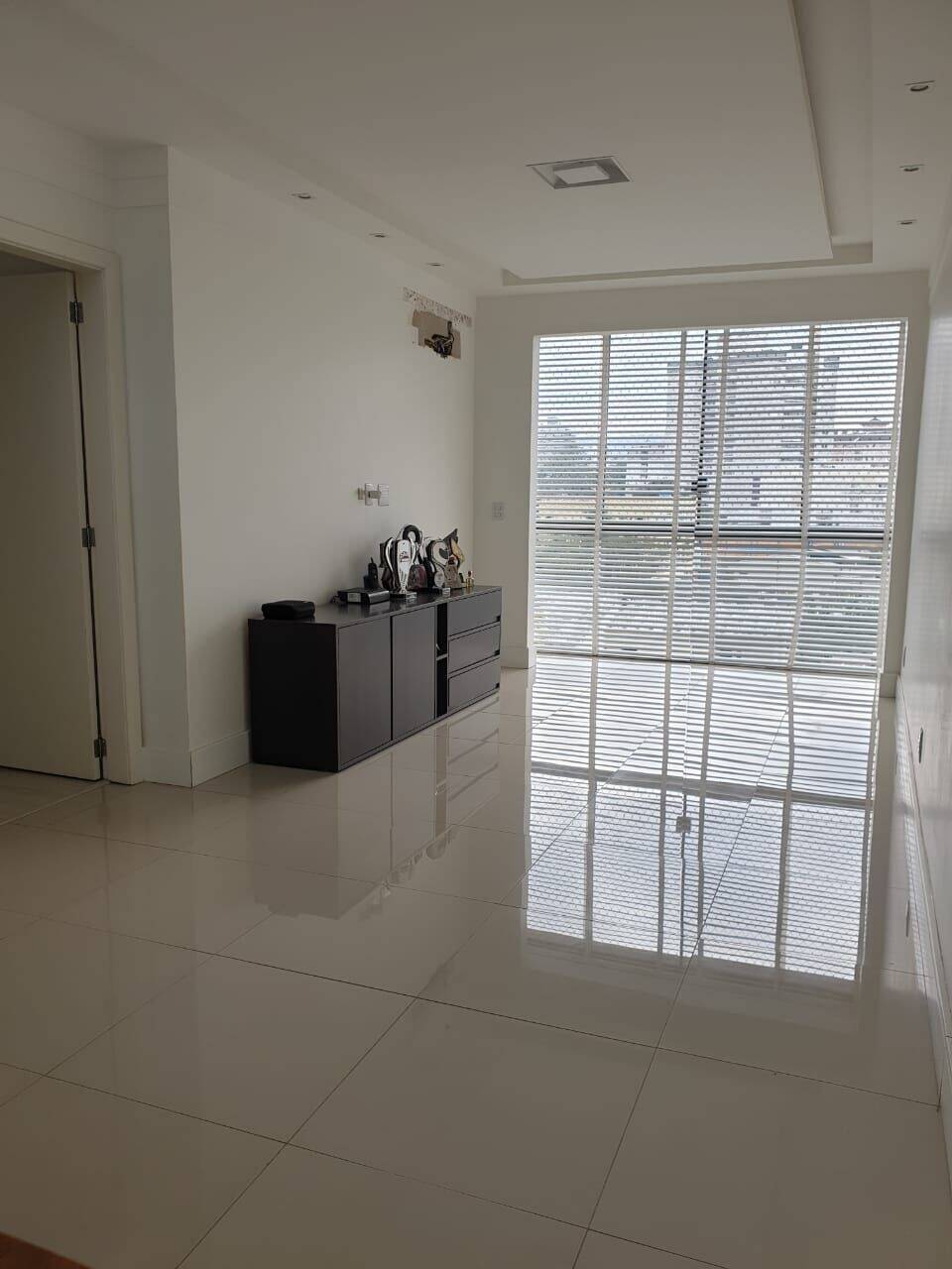 Apartamento à venda com 3 quartos, 203m² - Foto 13